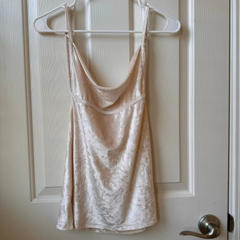 COPY - Intimately Free People All night spaghetti strap Velvet cami Champagne